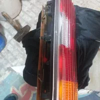 چراغ عقب پیکان راست