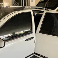 نصب شیشه دودی انواع خودرو با ضمانت در محل شما|خدمات موتور و ماشین|تهران, جنت‌آباد مرکزی|دیوار