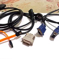 کابل VGA و برق ارت‌دار + مبدل DVI به VGA|قطعات و لوازم جانبی رایانه|اصفهان, لاله|دیوار