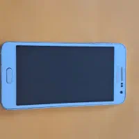 گوشی A3 سفید رنگ مدل A300