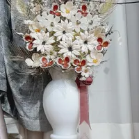 گل دکوری با گلدان کریستالی شیک وزیبا
