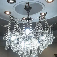 یک جفت لوستر برنج باگوی های کریستال