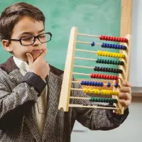 کلاس چرتکه و رباتیک فاز 6 در آموزشگاه