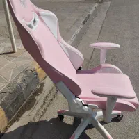 صندلی راحتی دانشجو درحد صفر ،رنگ صورتی|صندلی و نیمکت|جم, |دیوار