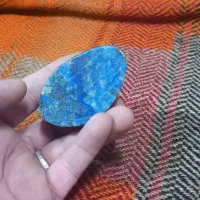 یک عدد سنگ لاجورد به شکل پرنده ( قو)|بدلیجات|نهاوند, |دیوار