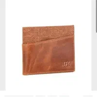 تعدادی کارت شناسایی پیدا کردم