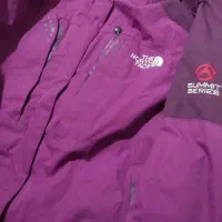 کاپشن نورس فیس