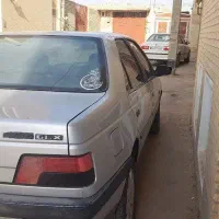 ماشین ۴۰۵ نقره ای داخل کرم مدل ۹۷