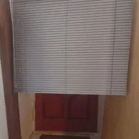 پرده کرکره فلزی نقره ای سالم مناسب خانه و اداره