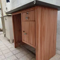 ۲ عدد میز تحریر فلزی