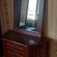 اینه و کنسول چوب