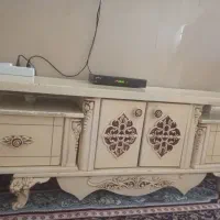 میز تلویزیون کاملا سالم|میز تلویزیون|رباط‌کریم, رباط‌کریم|دیوار