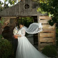 فروش لباس عروس دنباله دار مناسب سایز ۴۶تا ۵۴