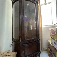 ویترین چوبی کلاسیک شیک و سالم