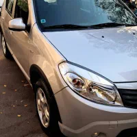 رنو ساندرو درجه یک مدل ۹۶