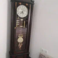 وسایل خانه.بوفه وساعت