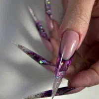 جذب کارآموز و دستیار ناخن
