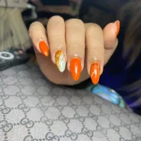 خدمات تخصصی ناخن|خدمات آرایشگری و زیبایی|شاهین‌شهر, نظامی|دیوار