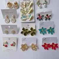 گوشواره های ترند دلبرانه|بدلیجات|شیراز, شاهچراغ|دیوار