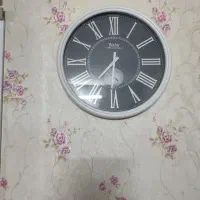 ساعت دیواری