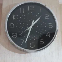 ساعت دیواری