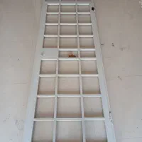 حفاظ ورودی درب و پنجره و تعدادی درب چوبی و روشویی