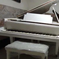 پیانو گرند آکوستیک
