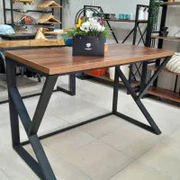 میز تحریر چوب و فلز