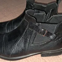 پوتین کفش کیف|کیف، کفش، کمربند|اردبیل, |دیوار