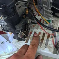 نصب،سرویس و تعمیر انواع پکیج های دیواری و کولر ها|خدمات پیشه و مهارت|رشت, چله خانه|دیوار