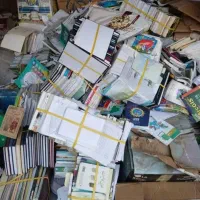 خریدار کتاب و دفتر کاغذ کارتن10هزار