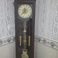جا کفشی و ساعت ایستاده