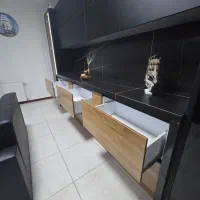 (دکورفروشی)کابینت آشپزخانه هایگلاس ترک با صفحه سنگ|مصالح و تجهیزات ساختمان|تهران, عباس‌آباد|دیوار