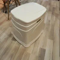 توالت فرنگی سیار تاشو مبلی دیواری با ارسال|لوازم سرویس بهداشتی|قم, انسجام|دیوار