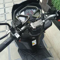 j200
