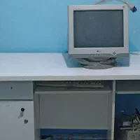 میز کامپیوتر درحد نو مانیتور نو ال جی|رایانه رومیزی|بومهن, |دیوار
