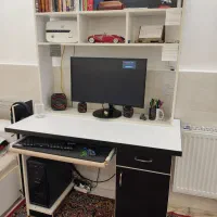 ست میزکامپیوتر و تخت و تشک