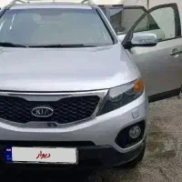 سورنتو فول کم کار موتور بزرگ نقره ای