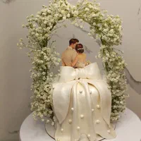 سفارش کیک و گل و تاپر فندانتی