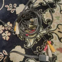 دو عدد کابل پلی استیشن ۲ .سه فیش