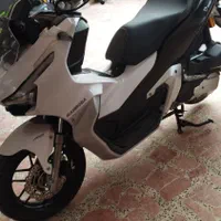 موتورسیکلت ADV150