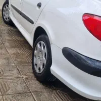 ۲۰۶ صندوقدار
