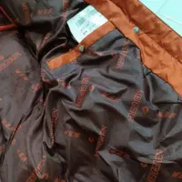 کاپشن خارجی نو ویک عدد پافر|لباس|اصفهان, جوزدان الیادران|دیوار