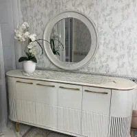 کنسول و آینه