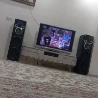 اسپیکر و تلوزیون و میز تلوزیون|تلویزیون و پروژکتور|نسیم‌شهر, |دیوار