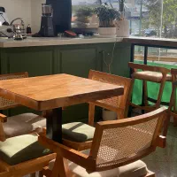 باریستا جهت کار در کافه قنادی شیفت صبح