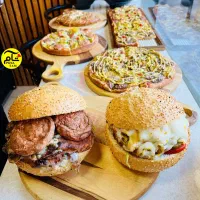 پیتزا کار آقا/خانم