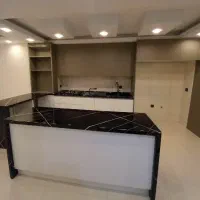 ۱۵۰ متر لوکس / سالن سینما ، جکوزی / قابل تبدیل
