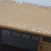 میز تحریر چوبی