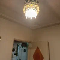 دوعدد لوستر آنتیک به فروش می‌رسد